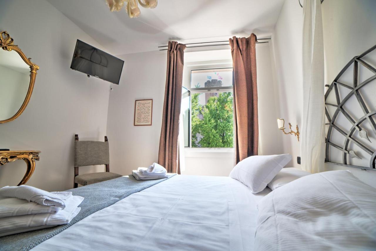 Rooms Alla Loggia Del Castello Тренто Екстериор снимка